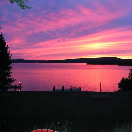 Birch Cliff Lodge On Baptiste Lake Highland Grove 외부 사진
