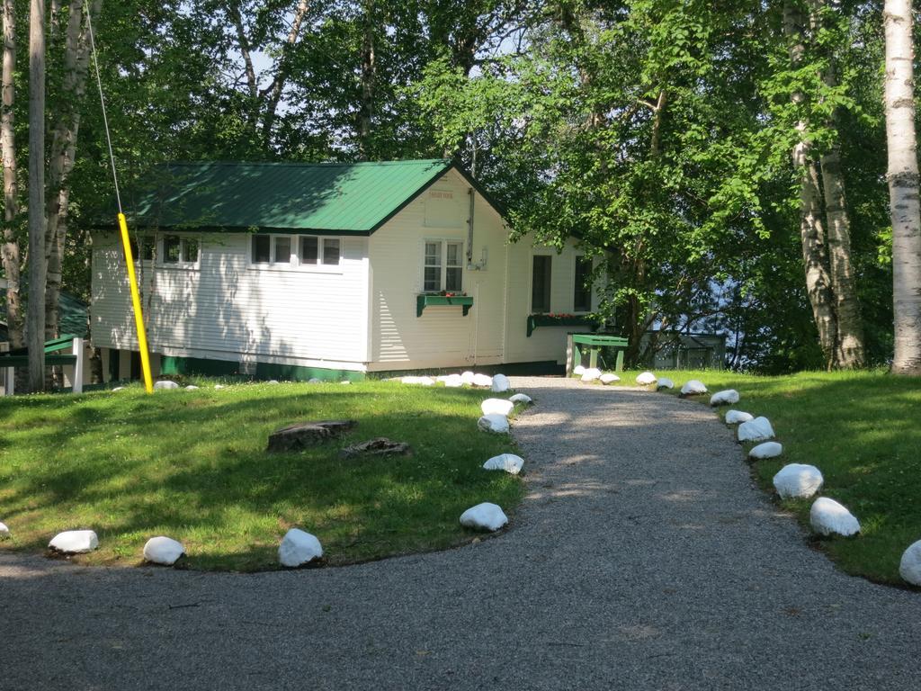 Birch Cliff Lodge On Baptiste Lake Highland Grove 외부 사진
