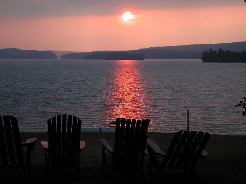 Birch Cliff Lodge On Baptiste Lake Highland Grove 외부 사진