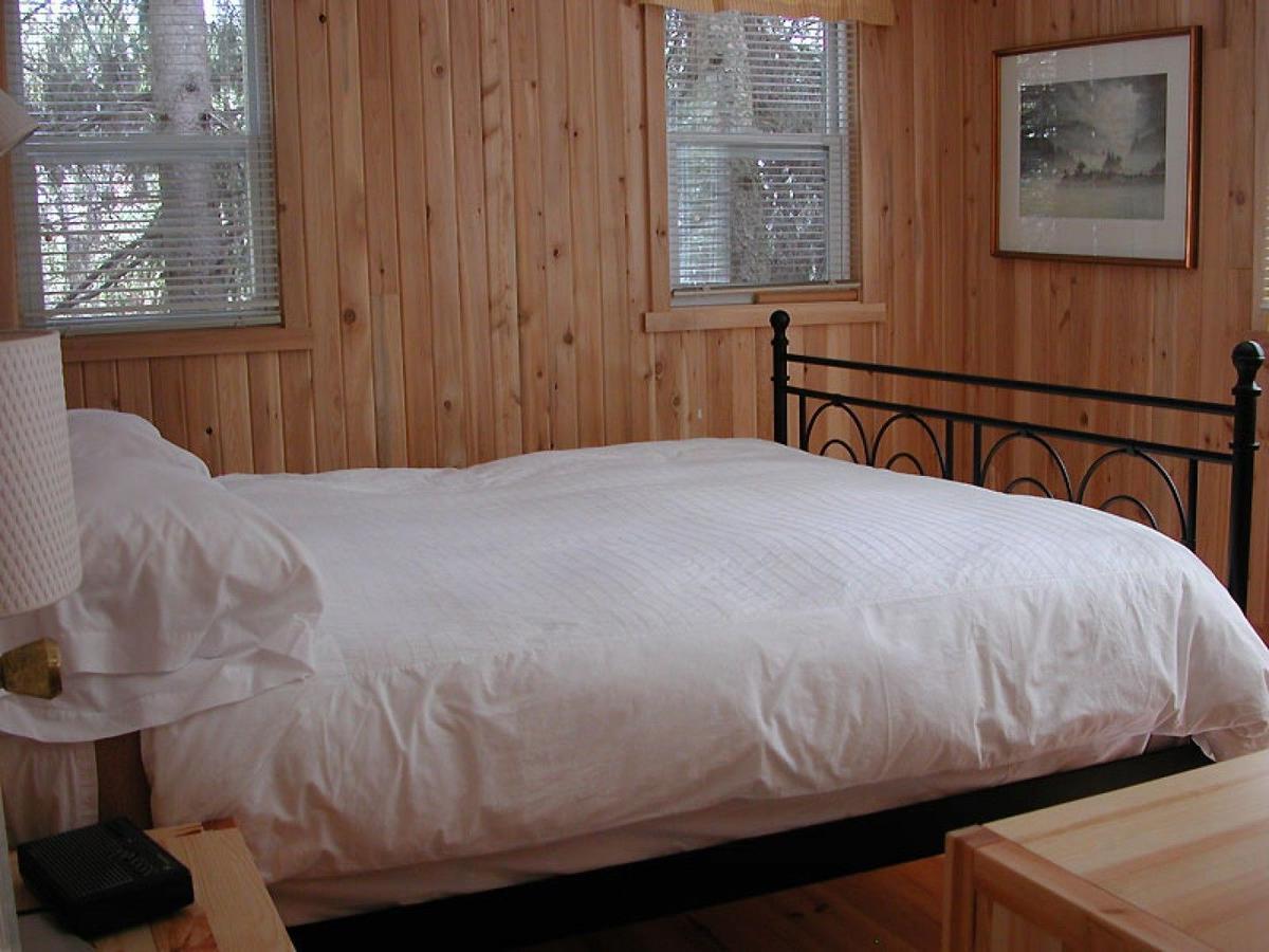 Birch Cliff Lodge On Baptiste Lake Highland Grove 외부 사진