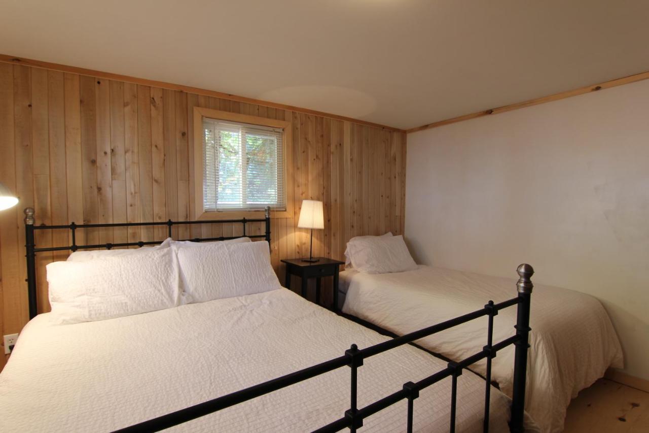 Birch Cliff Lodge On Baptiste Lake Highland Grove 외부 사진