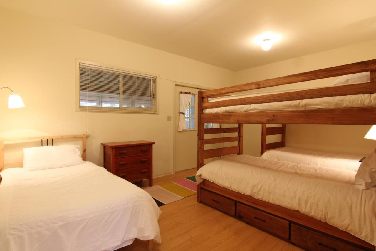 Birch Cliff Lodge On Baptiste Lake Highland Grove 외부 사진