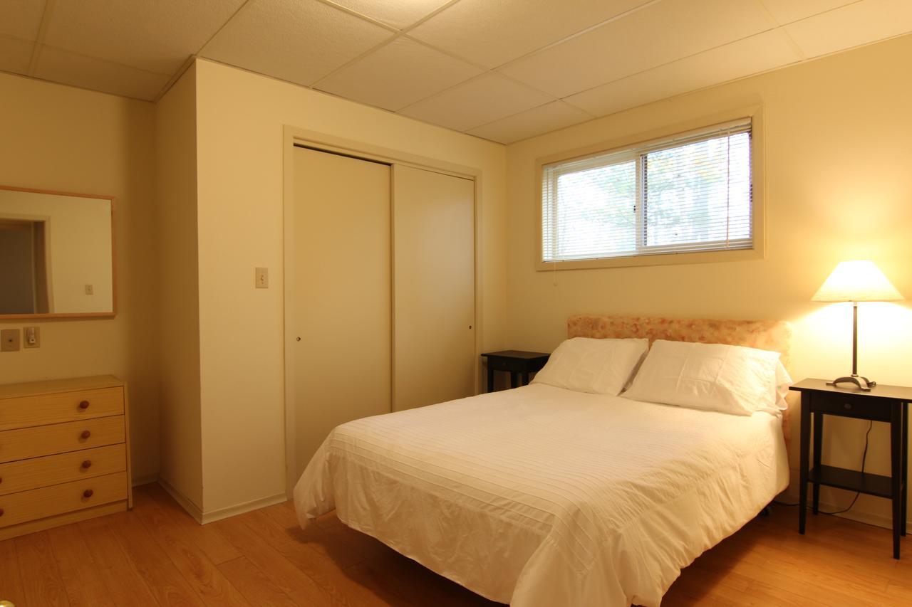Birch Cliff Lodge On Baptiste Lake Highland Grove 외부 사진